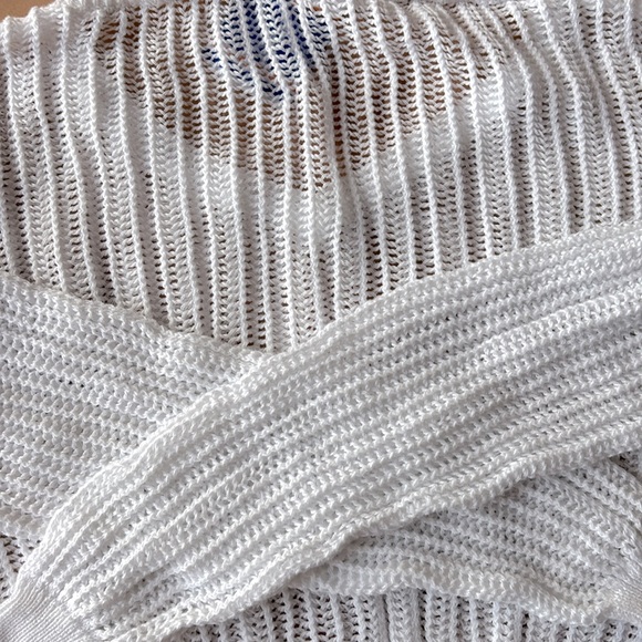 Women's Open Weave Knit Top | White size S NWOT perfect fit. - Picture 10 of 10